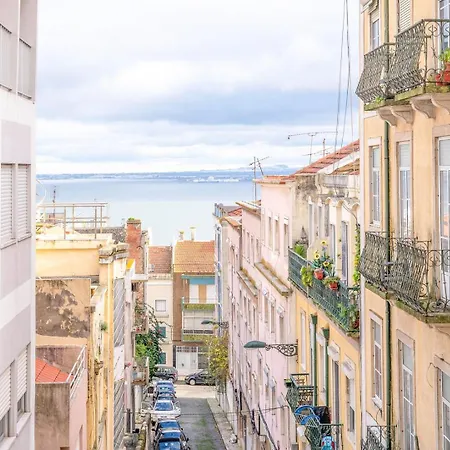 Guestready - Captain's Near Agua Museum * Lizbona